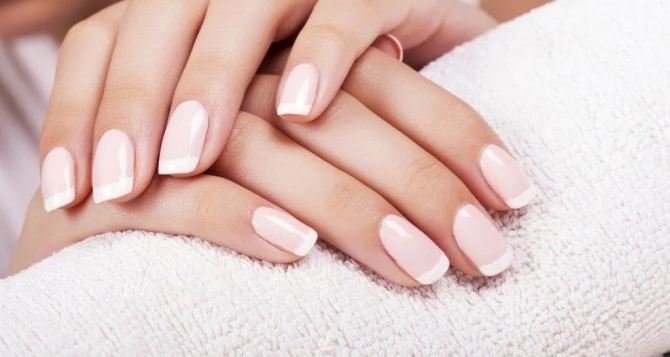 С сентября вЕС нельзя красить ногти Гельлак под полным запретом