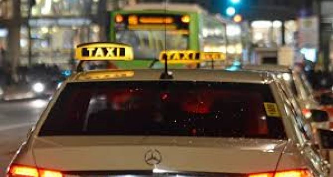 Изменения в действии ваучера на ночное такси в Германии Мюнхен внес коррективы в работу
