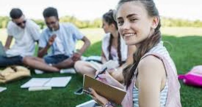 У молодых украинцев в Чехии есть возможность попасть на бесплатные адаптационные поездки и ворккемпы