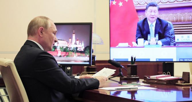 Никто и не заметил что Китай официально проигнорировал встречу на Аляске А Путин не позвонил Си Цзиньпину