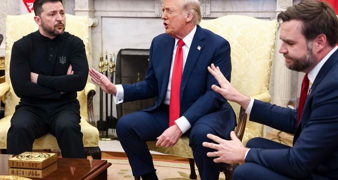 Он не верит что русские обманывают Трампа и обещает что армии США не будет в Украине