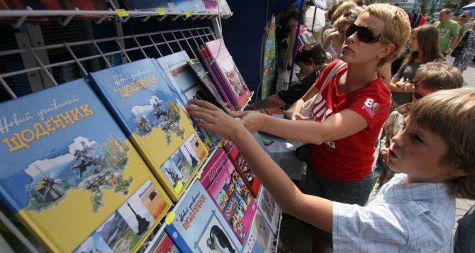 тисяч гривень і дитина готова до школи але чи не забагато