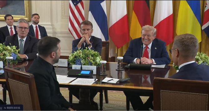 Трамп заявил что он теперь президент Европы