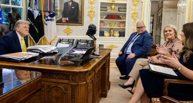 Трамп сделал заявление об арестах директоров ФБР ЦРУ и Хилари Клинтон