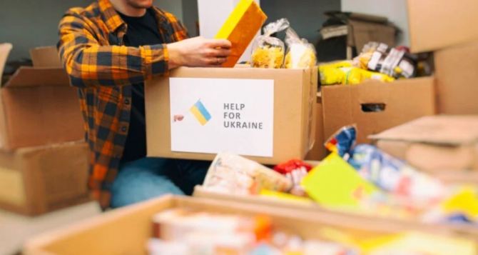 Бесплатные продукты для пенсионеров где и как получить помощь для переселенцев пожилых людей и детей