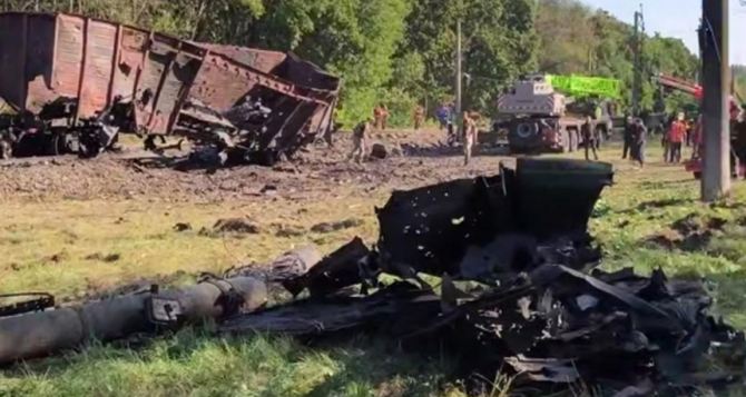 Главная причина сегодняшних изменений в жддвижении детонация боеприпасов в поезде