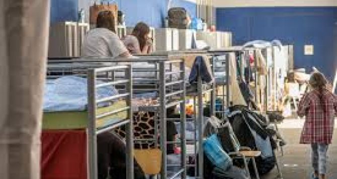 Насилие изнасилование детская проституция в отношении украинцев Беспредел в приютах для украинских беженцев в Нидерландах