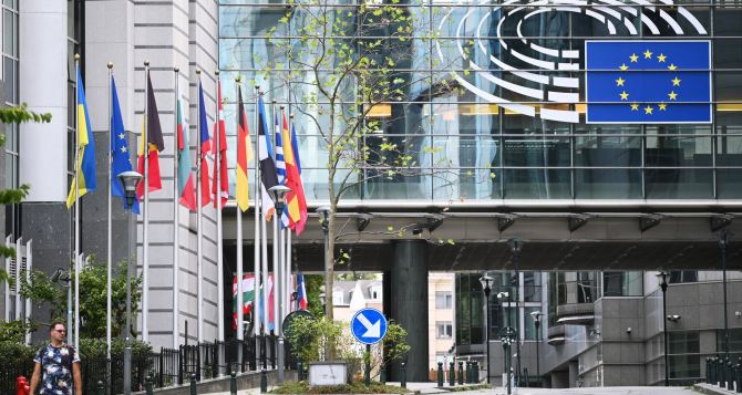 Будетли депортация украинцев после  года из Евросоюза Мнение экспертов