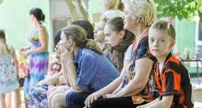 Уже скоро украинские беженцы из варшавского центра временного пребывания могут остаться без жилья