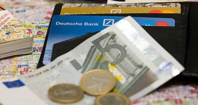 С октября в Германии изменятся правила банковских переводов что нужно знать украинским гражданам и русскоязычным пенсионерам