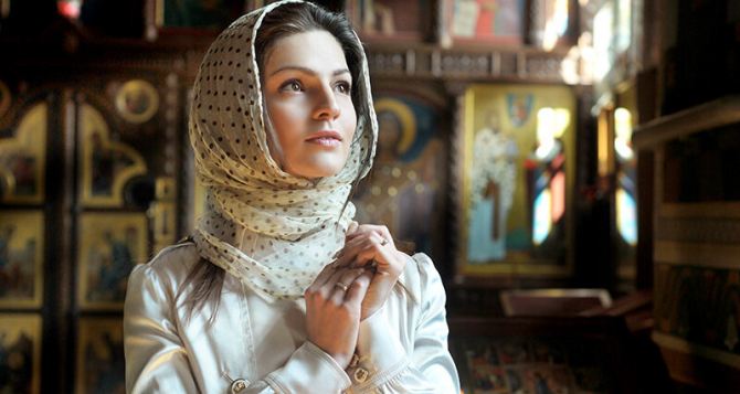 Сегодня большой женский праздник им сначала нужно обязательно поплакать а затем вволю веселиться