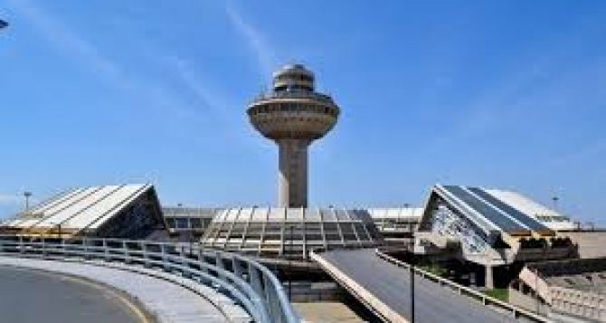 Новое авиационное сообщение запущено из Праги в Ереван