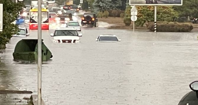Одессу опять ждёт потоп В двух районах изза ливня вновь повысился уровень воды