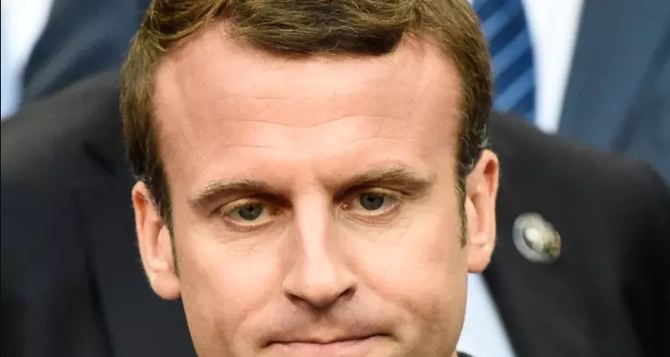 Из Макрона сделали хромую утку