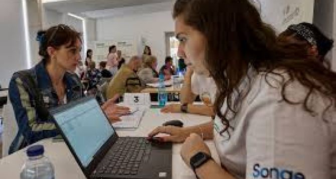 Запущено бесплатное образовательное приложение для украинских беженцев Как им пользоваться