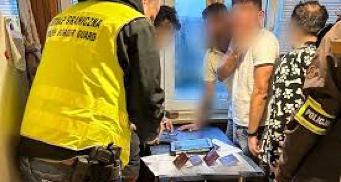 Польша заявила что не будет больше принимать мигрантов