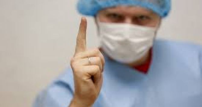 У нас всё черезЖ Медики предлагают новый способ дышать через задницу Это спасёт многие жизни