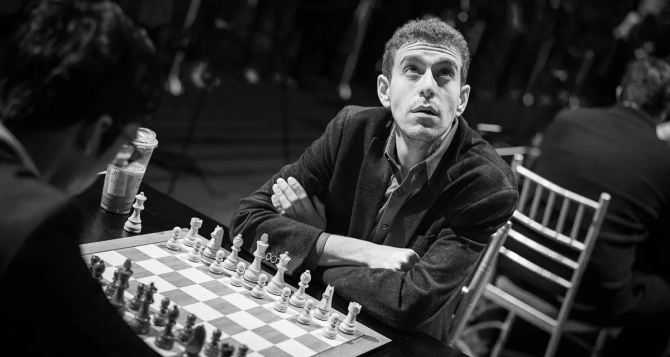 Сын советских евреев из Одессы ставший лицом американских шахмат в возрасте  лет трагически погиб Даня Народицкий