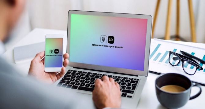 Украинская мошенница в Польше с помощью искусственного интеллекта обманула сотни беженцевсоотечественников