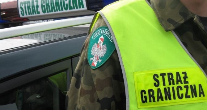 Поляки заявляют за два месяца из Украины уехали  тысяч молодых мужчин Польша и Германия уже напрягаются от этих потоков