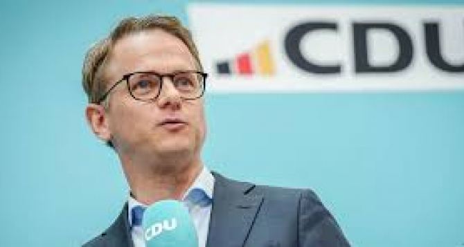 Глава партии канцлера Мерца в Германии крайне недоволен прибывающими военнообязанными молодыми украинцами и требует крутых мер в отношении к ним