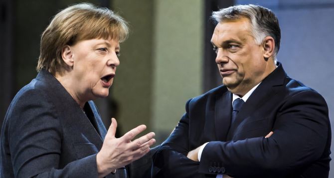 Орбан признался что Ангела Меркель кричала на него чаще чем его жена