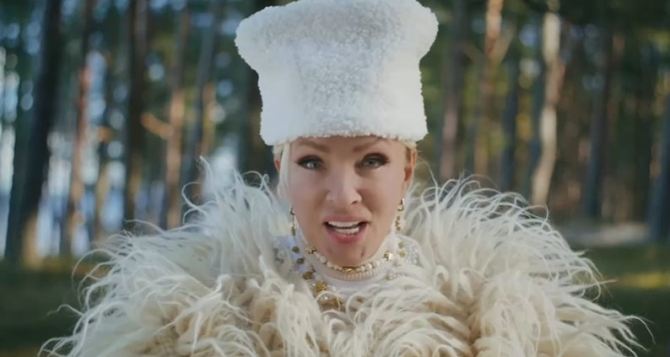 Лайма Вайкуле скандально прорекламировала сеть супермаркетов Теперь уже наверное и не рада что связалась