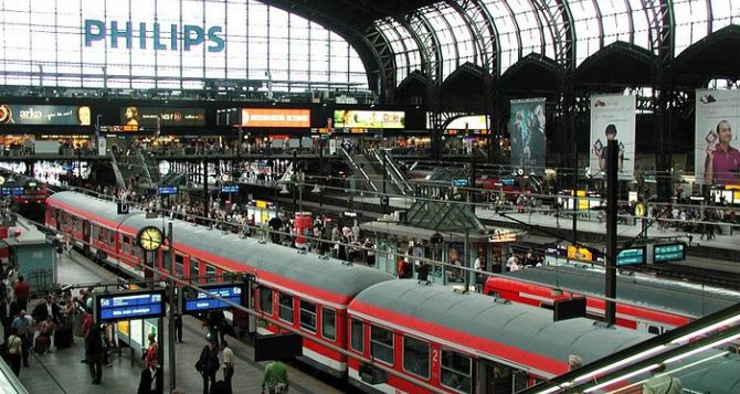 С сегодняшнего дня в Германии ввели строгий запрет Можно получить штраф до  тысяч евро Что нужно знать