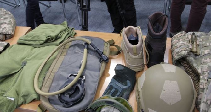 Ермак на фронт может не попасть. В ближайшее время ему вручат подозрение от НАБУ. Что это значит для него и для Зеленского