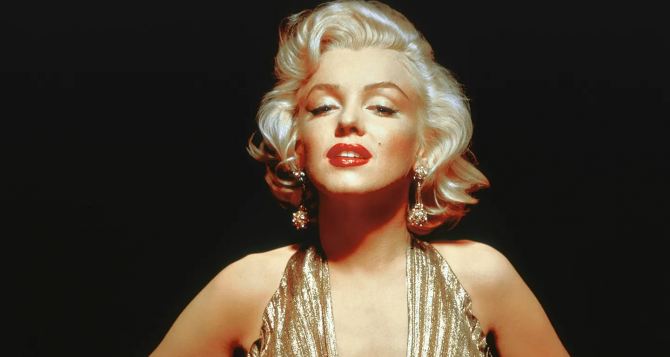 Раскрыта тайна смерти Мэрилин Монро она была убита изза Кенеди и Синатры