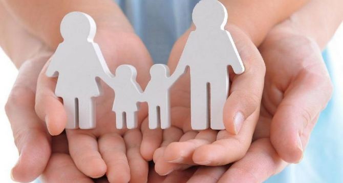 В Чехии меняются правила для работающих семей с детьми