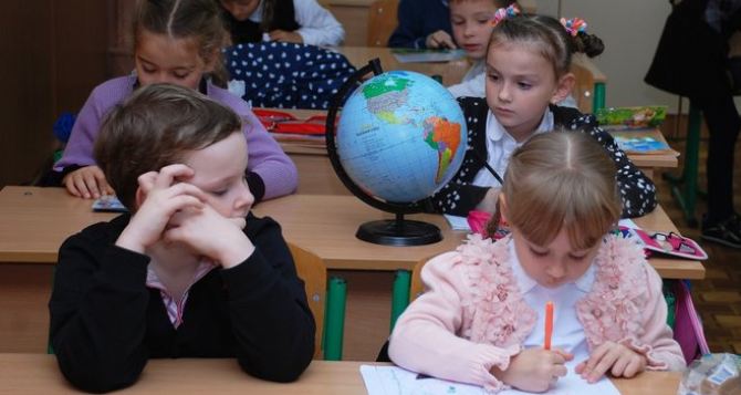 Судьба украинских школьников в Чехии по решению суда будет другой