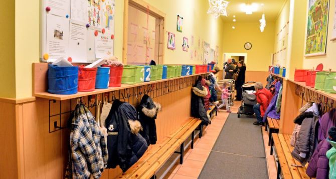 В Германии могут закрыться сотни детских садиков Какие изменения ждут украинских родителей и детей