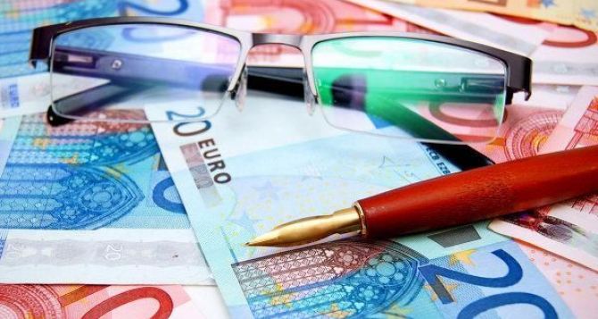 Основные показатели роста зарплат в Германии с января  года Какие виды трудоустройства выбирают украинцы