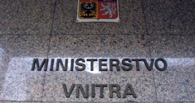 Информация о продлении виз прибывания в Чехии и соцвыплатах для украинцев