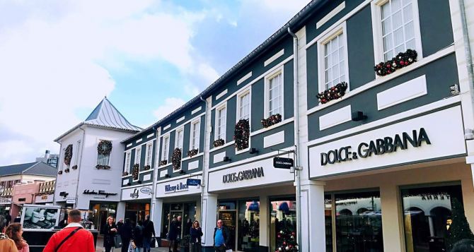 Где выгодно и стильно купить одежду топ лучших аутлетов где одеваются немцы с самыми большими скидками