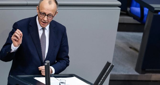 Рост насилия в Германии связан с иммигрантами Мерц Бундестаг освистал канцлера