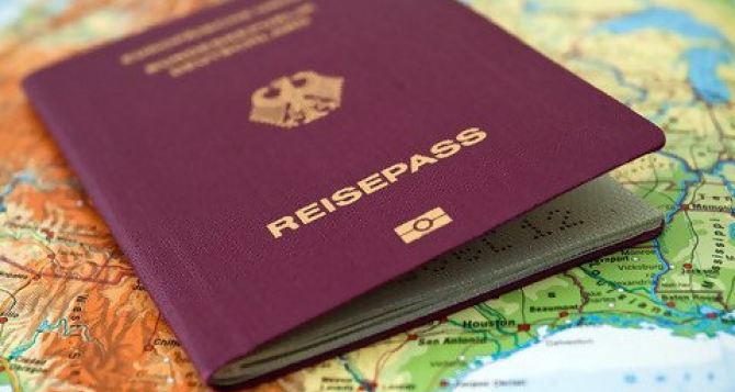 Как украинцам не совершить ошибки при переходе с  параграфа на ВНЖ в Германии