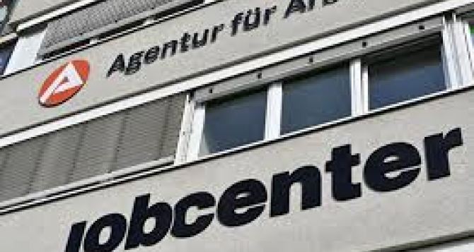 В Германии стали чаще сокращать выплаты по пособиям Burgergeld