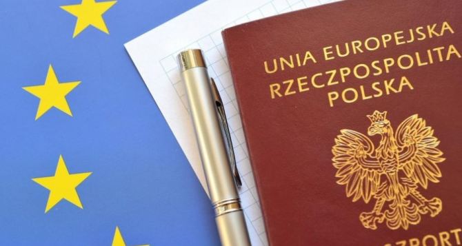 Польша ужесточит иммиграционные правила депортация всех иностранцев и сложности с получением паспорта