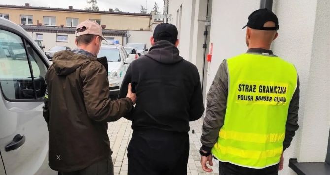 Началось изЕС депортировали первого украинца за распитие алкоголя Высылают за любое административное нарушение