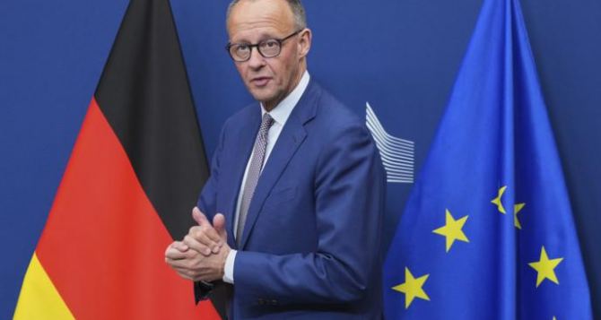 Канцлер ФРГ Мерц Украине придется отказаться от территорий а вступление в ЕС нереалистично