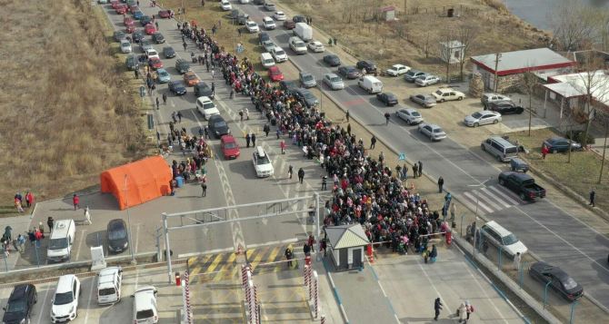 На хаос отвели  дней почему Кишинёв разрабатывает сценарий массового притока  из Украины