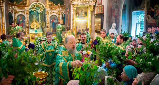 Священник назвал  дел которые обязательно нужно завершить до Троицы