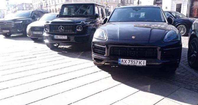 Терпение к дорогим автомобилям украинцев в Австрии заканчивается беженец приезжающий на Porsche или Audi Q преступник