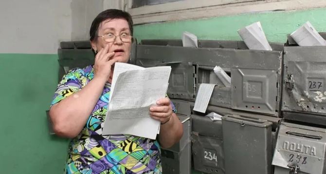 С 1&nbsp;августа украинцев ждут новые платежки: что именно подорожает и как не платить лишнее