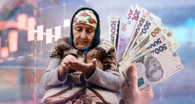 Курс валют с понедельника удивит многих: пенсионерам, у которых есть валютные накопления, потребуется выдержка