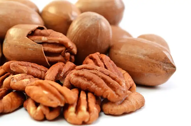 жирные кислоты этого вида орехов особенно важны для здоровой деятельности сердечно-сосудистой системы