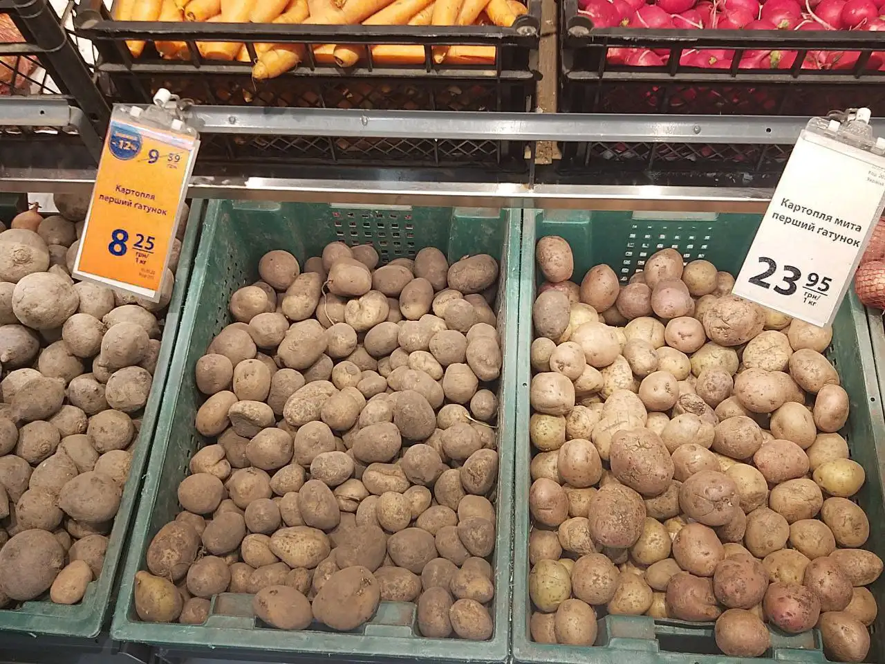 По словам операторов рынка, повышать цены на картофель фермерам удается за счет сезонного сокращения предложения в условиях стабильного спроса.