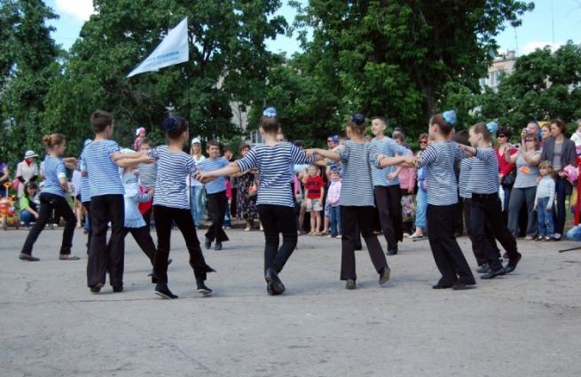 В Луганской области появился сквер Гоголя